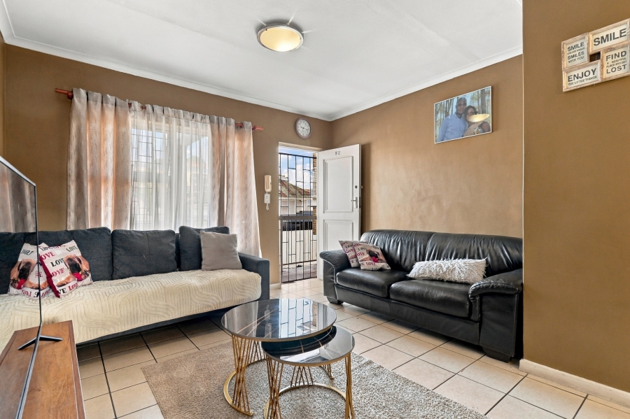 2 Bedroom Property for Sale in Wynberg Western Cape